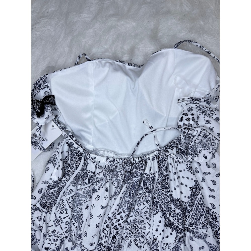 Streetwear Society Bandana Paisley Mini Dress Black White Tie Back Cutout XS NWT - Picture 5 of 9